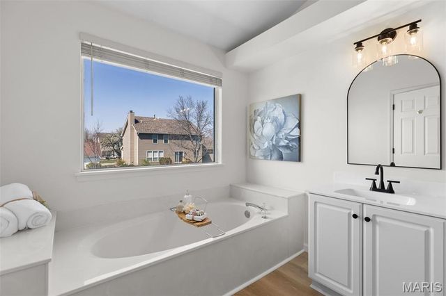 60 Winding Stair Way, O'fallon, MO 63368