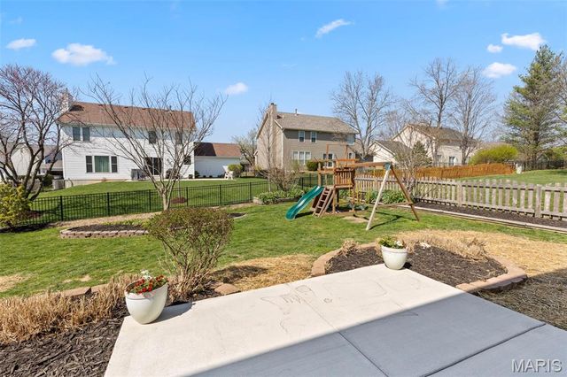 60 Winding Stair Way, O'fallon, MO 63368