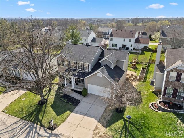 60 Winding Stair Way, O'fallon, MO 63368