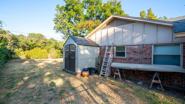 5325 Mission Circle, De Cordova, TX 76049