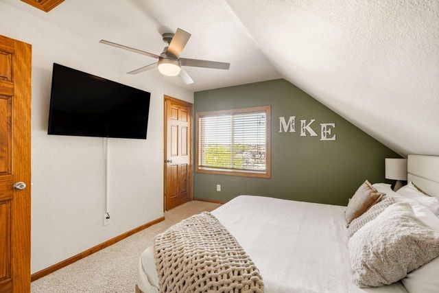 216 Smith STREET, Milwaukee, WI 53207
