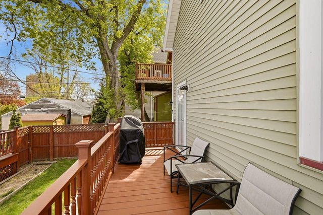 216 Smith STREET, Milwaukee, WI 53207