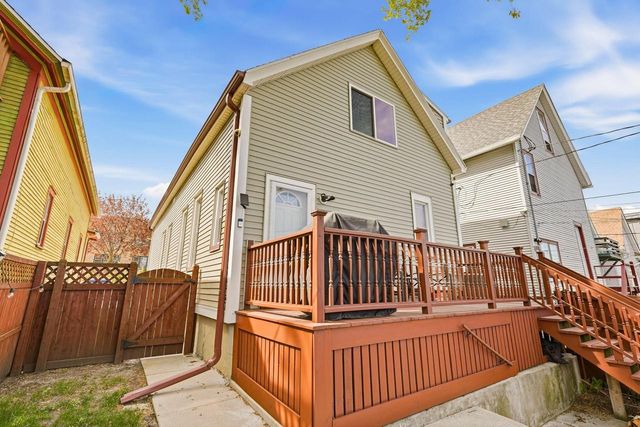 216 Smith STREET, Milwaukee, WI 53207