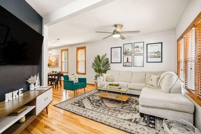 216 Smith STREET, Milwaukee, WI 53207