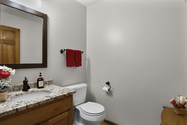 2869 Northwynde Passage, Sun Prairie, WI 53590