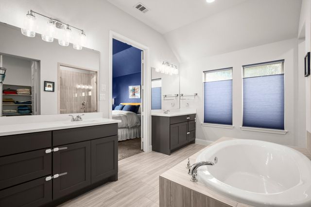 1412 Spring Gulch LN, Georgetown, TX 78628