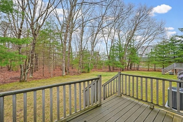 3301 Maple Brook Road 3301, Bellingham, MA 02019