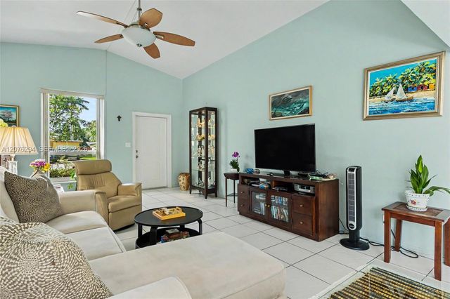 1523 Liberty Street, Hollywood, FL 33020