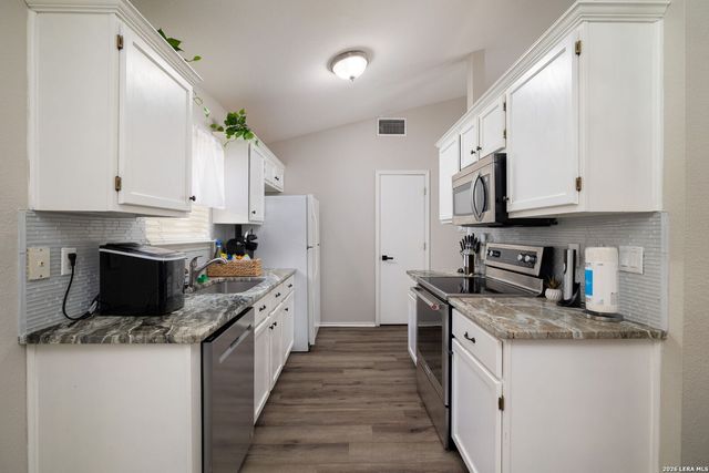9011 ARCH BRG, San Antonio, TX 78254