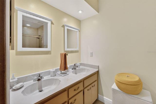 1406 BIG OAK COURT, Brandon, FL 33511