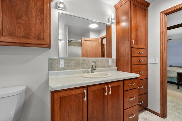 250 TRADERS, Green Bay, WI 54302