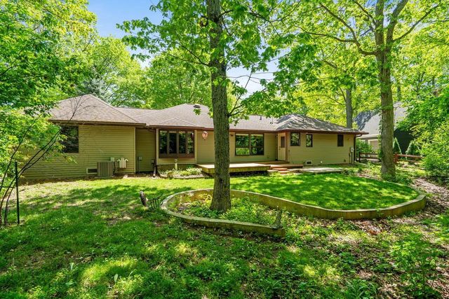 250 TRADERS, Green Bay, WI 54302
