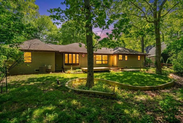 250 TRADERS, Green Bay, WI 54302