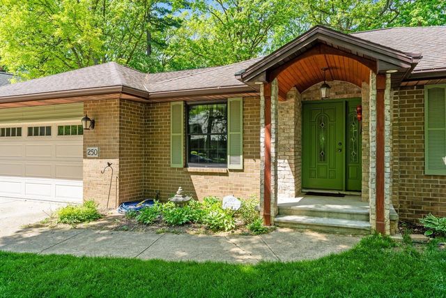 250 TRADERS, Green Bay, WI 54302