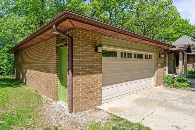 250 TRADERS, Green Bay, WI 54302