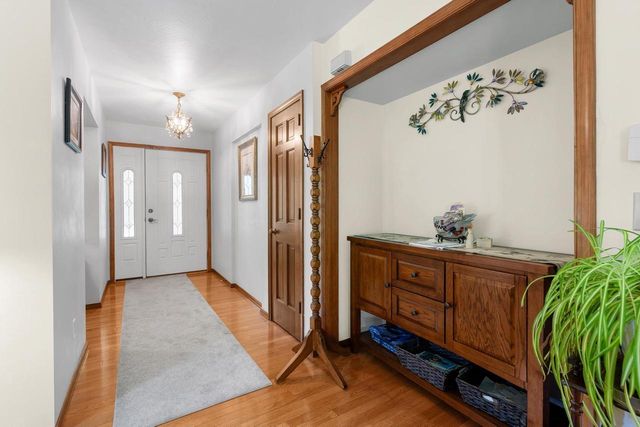 250 TRADERS, Green Bay, WI 54302
