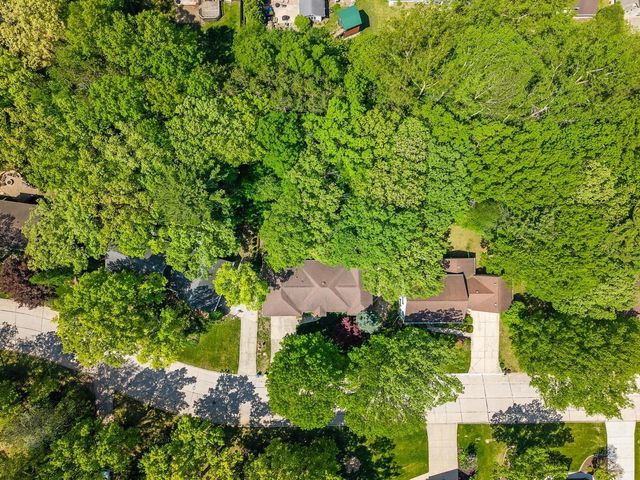250 TRADERS, Green Bay, WI 54302