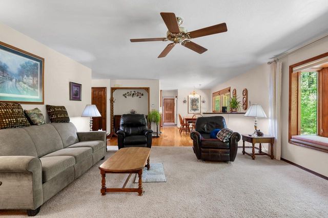 250 TRADERS, Green Bay, WI 54302