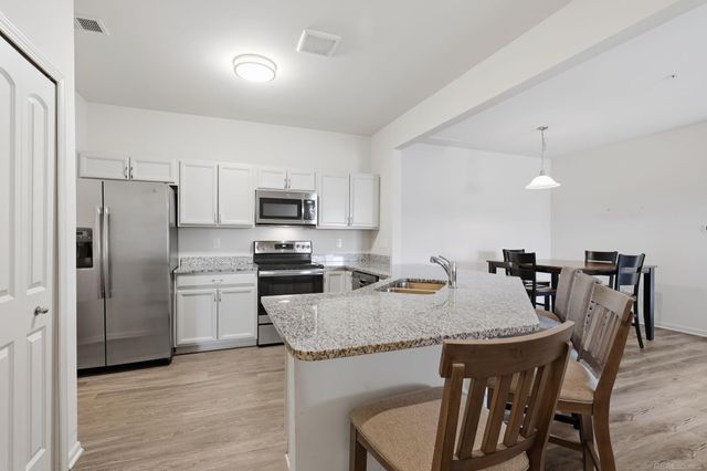 21876 Aberdeen Drive, Macomb Twp, MI 48402