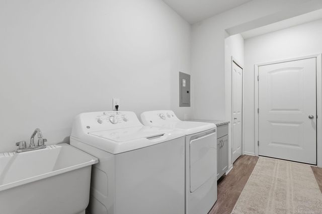 21876 Aberdeen Drive, Macomb Twp, MI 48402