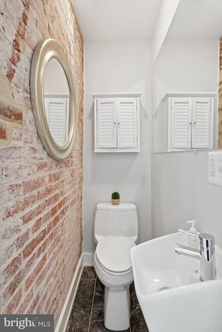 2708 P ST NW, Washington, DC 20007