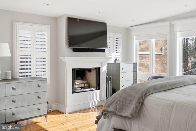 2708 P ST NW, Washington, DC 20007