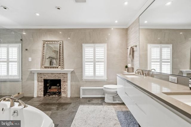 2708 P ST NW, Washington, DC 20007