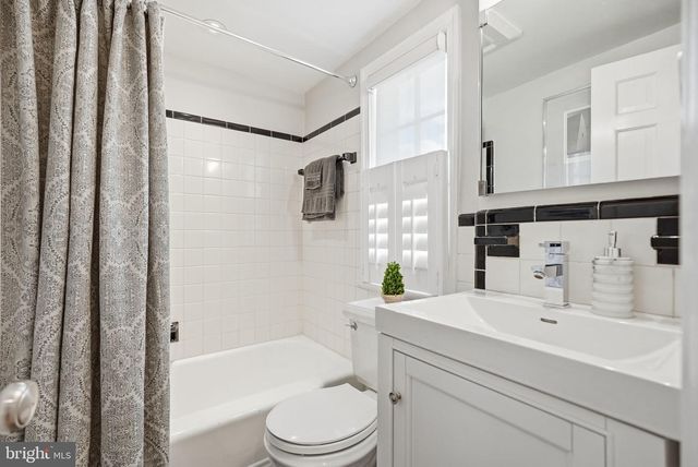 2708 P ST NW, Washington, DC 20007