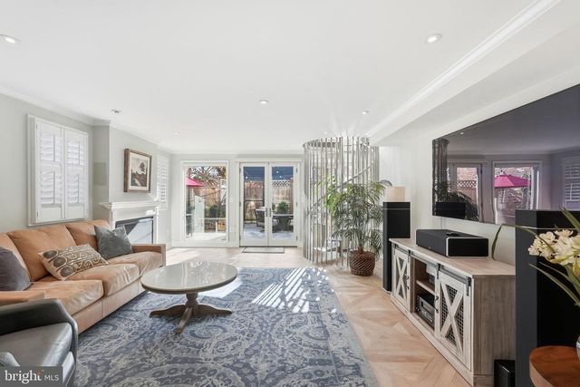 2708 P ST NW, Washington, DC 20007