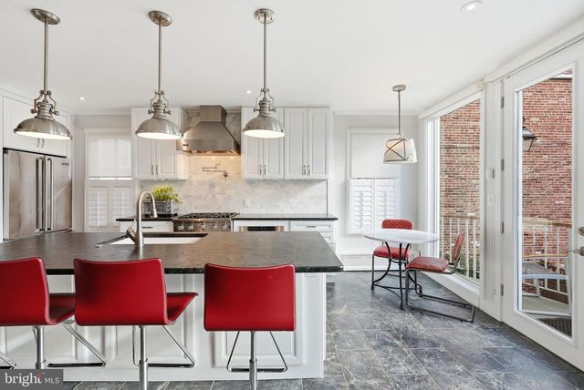 2708 P ST NW, Washington, DC 20007