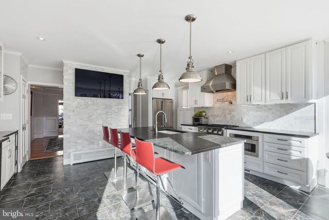 2708 P ST NW, Washington, DC 20007