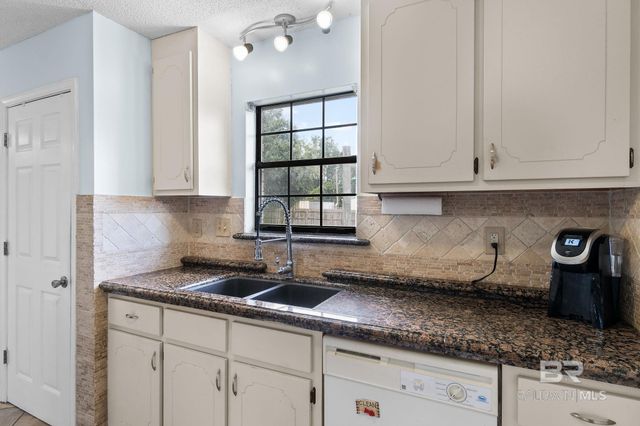 33135 Collier Road, Lillian, AL 36549