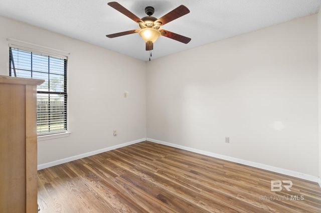 33135 Collier Road, Lillian, AL 36549