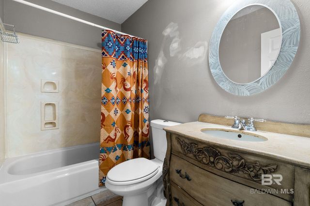 33135 Collier Road, Lillian, AL 36549