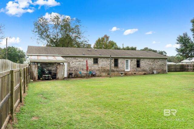 33135 Collier Road, Lillian, AL 36549