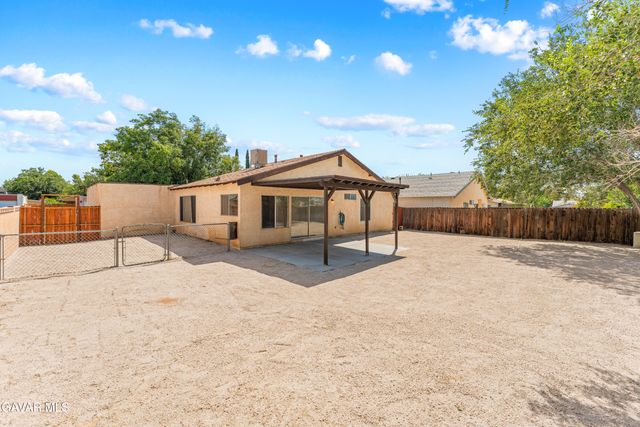 3731 W Avenue K14, Lancaster, CA 93536