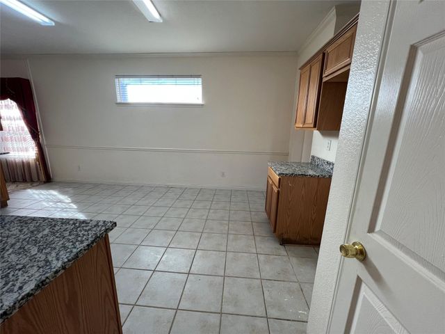 12928 Honey Locust Circle, Fort Worth, TX 76040