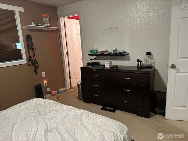 6906 36th Avenue, Lacey, WA 98503