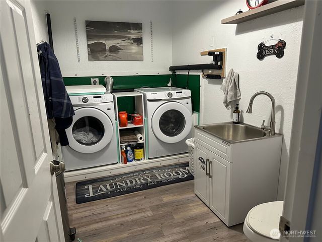 6906 36th Avenue, Lacey, WA 98503