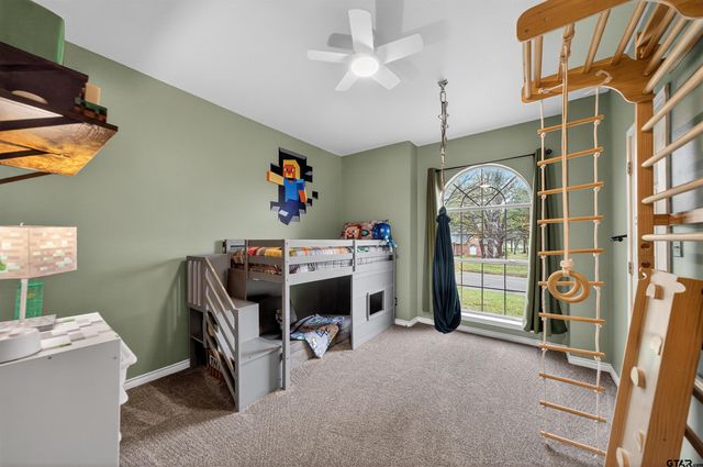 2108 Baylor Dr, Jacksonville, TX 75766