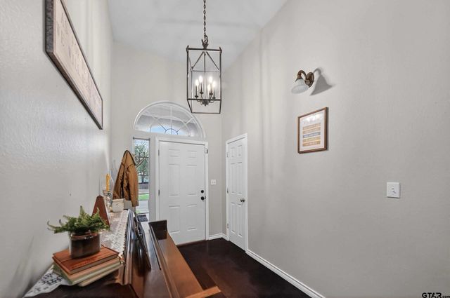 2108 Baylor Dr, Jacksonville, TX 75766