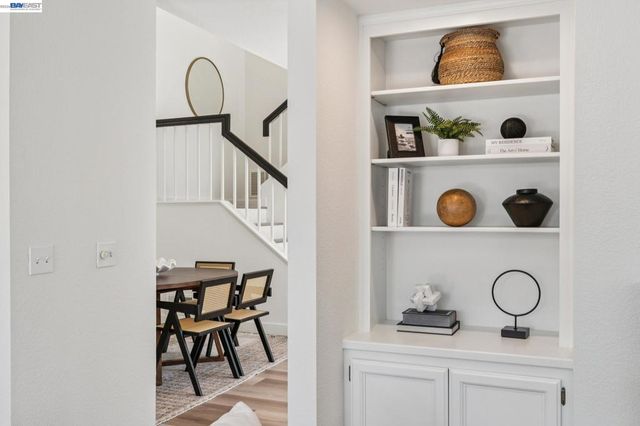 39 Benedict Ct, Alameda, CA 94502
