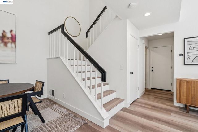 39 Benedict Ct, Alameda, CA 94502
