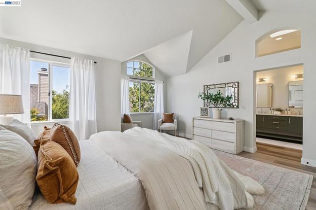 39 Benedict Ct, Alameda, CA 94502