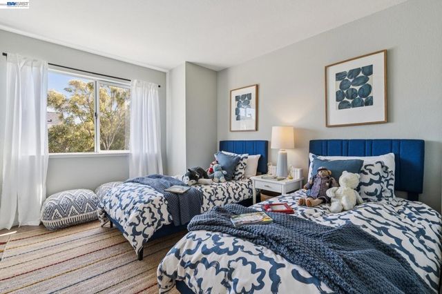 39 Benedict Ct, Alameda, CA 94502