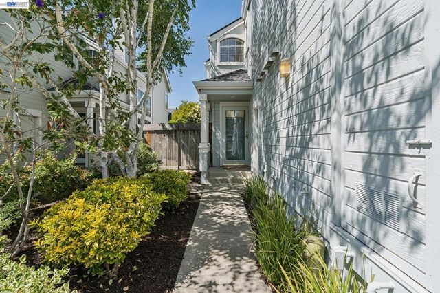 39 Benedict Ct, Alameda, CA 94502