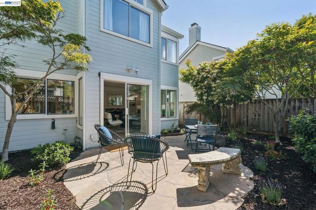 39 Benedict Ct, Alameda, CA 94502