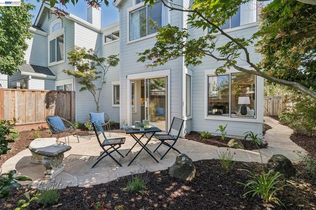 39 Benedict Ct, Alameda, CA 94502