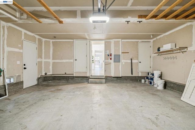 39 Benedict Ct, Alameda, CA 94502