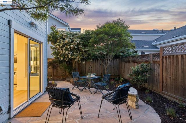 39 Benedict Ct, Alameda, CA 94502